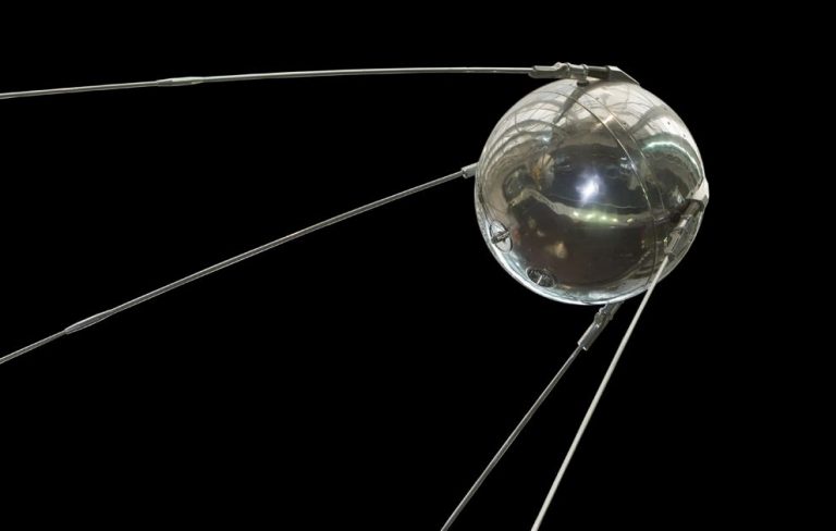 Sputnik And Explorer, How The Space Race Began. – Scienceandsf -A Blog ...